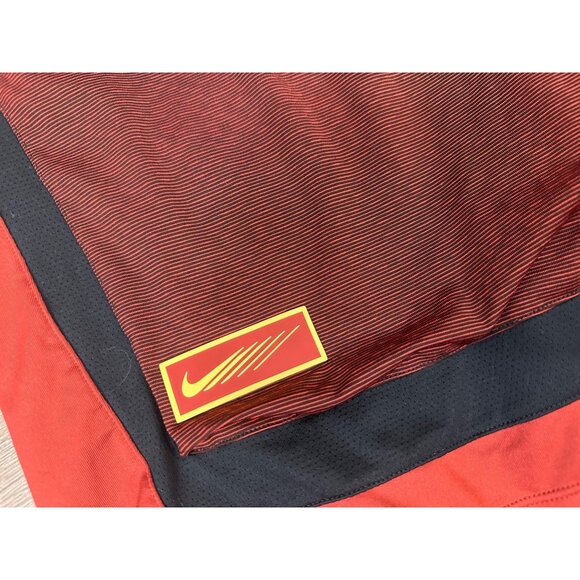 Nike Medium Sport Clash Men's Training Athletic Shorts - Picture 2 of 9